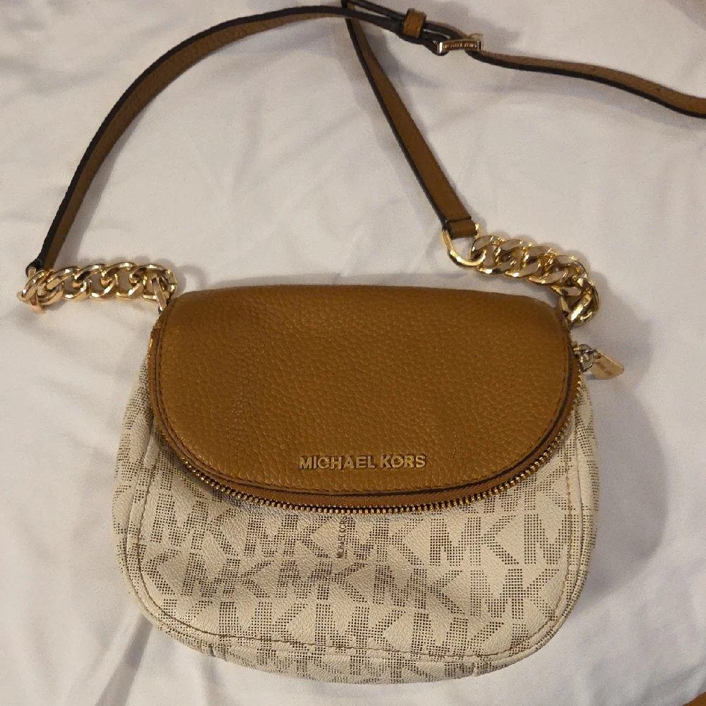 Michael Kors Tan and Cream Crossbody Bag - Picture 1 of 7